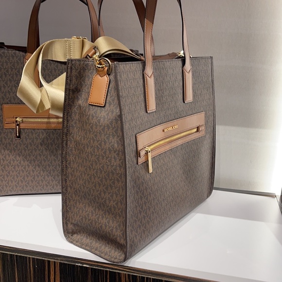 MICHAEL KORS KENLY LARGE NS GRAPHIC LOGO TOTE SATCHEL SHOULDER BAGMK SIGNATURE - Picture 15 of 16